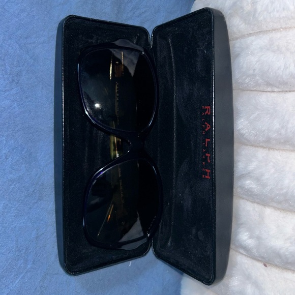 Ralph Lauren Sunglasses - Picture 2 of 8
